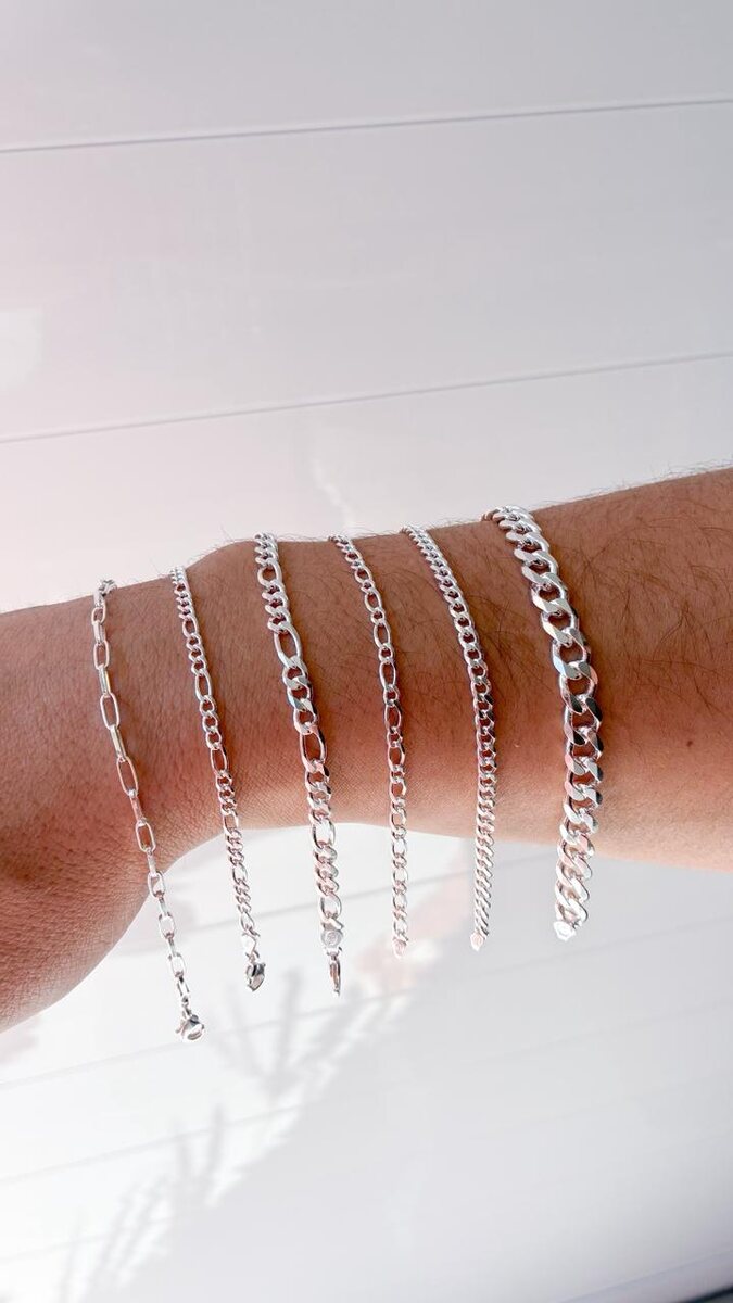 Seleção de pulseiras em diferentes estilos de Prata 925